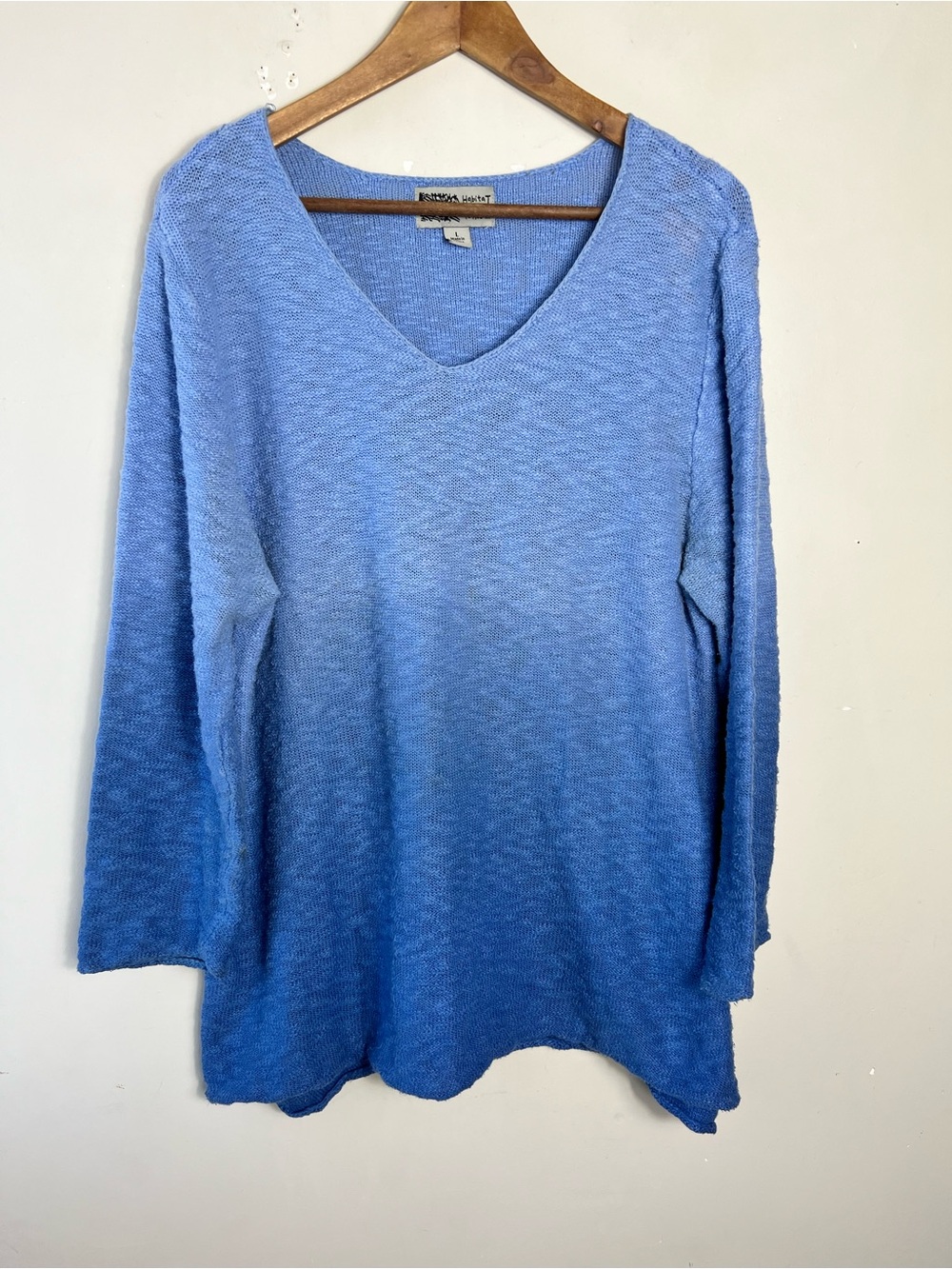 Habitat Size Large 100% Cotton V-Neck Blue Ombré Gradient Knit Top Sweater